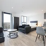 Guestready - Stunning Studio In Liverpool